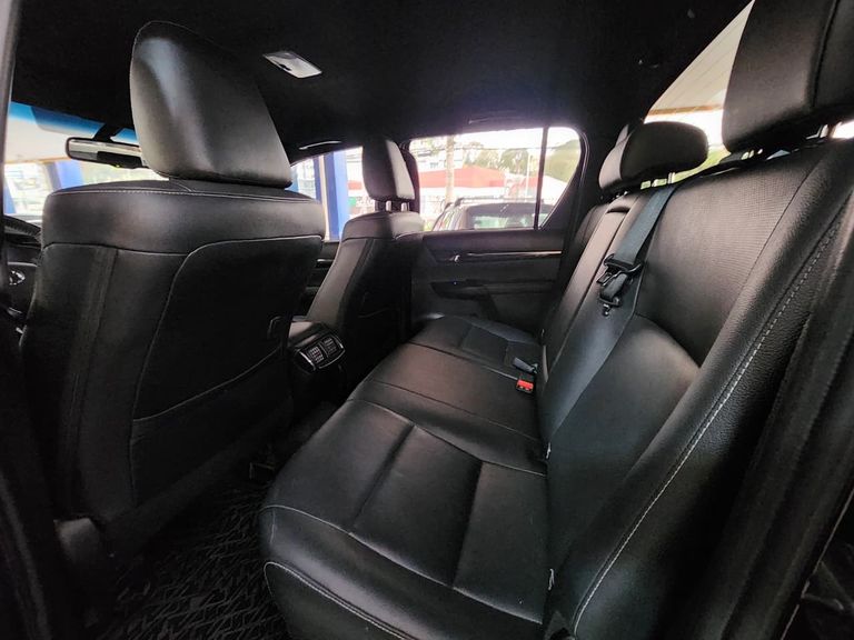 Toyota Hilux CD SRX 4x4 2.8 TDI 16V Diesel Aut.