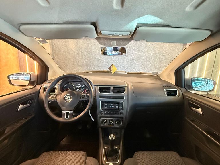 VolksWagen Fox 1.6 Mi Total Flex 8V 5p