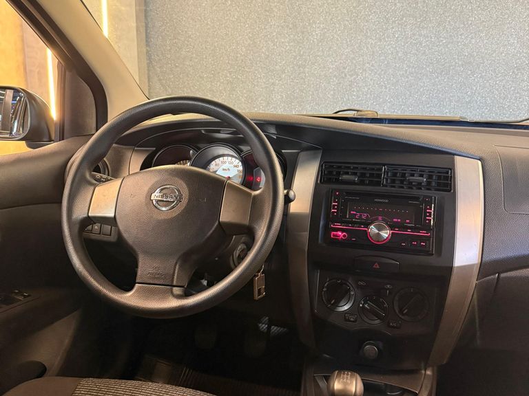 Nissan LIVINA 1.6 16V Flex Fuel 5p