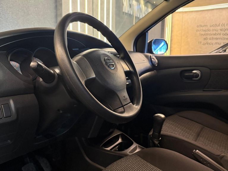 Nissan LIVINA 1.6 16V Flex Fuel 5p