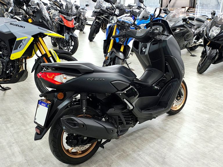 YAMAHA NMAX Connected 160 ABS