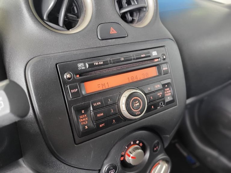 Nissan MARCH SV 1.6 16V Flex Fuel