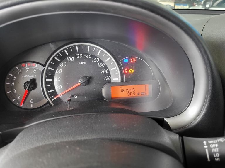 Nissan MARCH SV 1.6 16V Flex Fuel