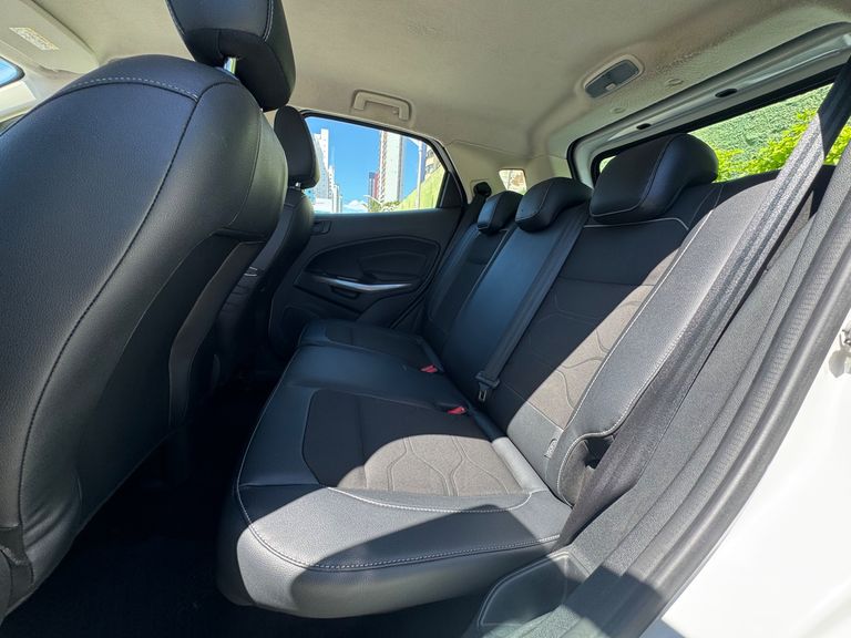 Ford EcoSport FREESTYLE 1.5 12V Flex 5p Aut.