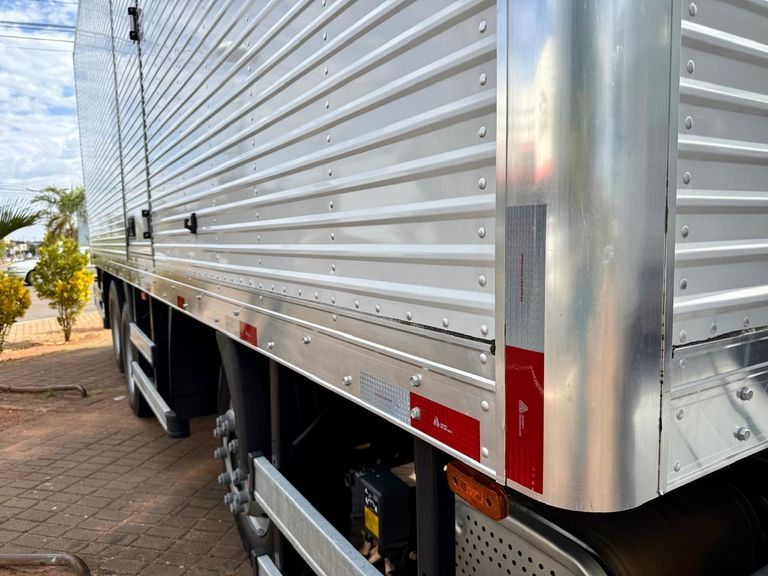 MERCEDES-BENZ Atego 3026 8x2 2p (diesel)(E5)