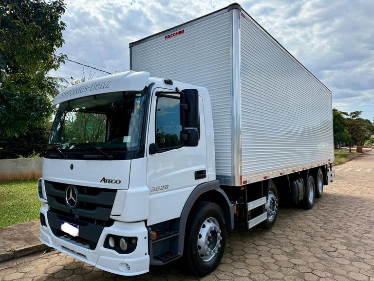 MERCEDES-BENZ Atego 3026 8x2 2p (diesel)(E5)