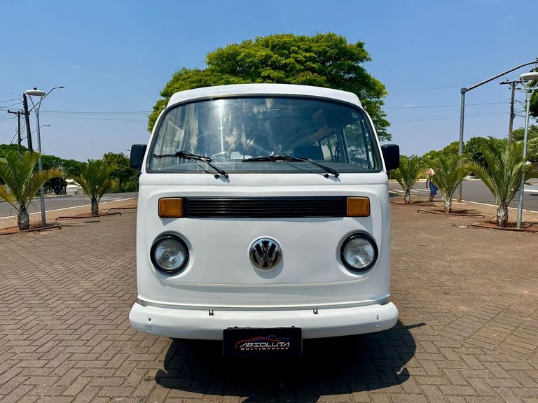 VolksWagen Kombi Standard/ Luxo/ Série Prata
