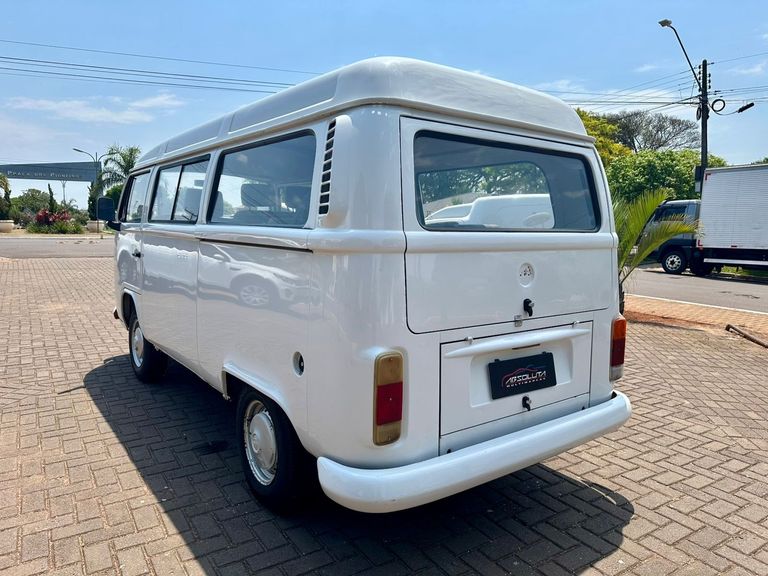 VolksWagen Kombi Standard/ Luxo/ Série Prata