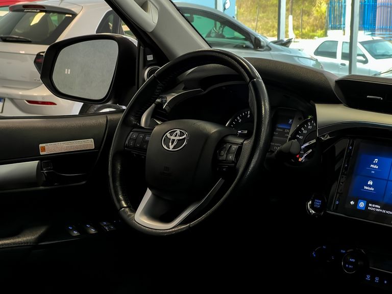 Toyota Hilux CD SRX 4x4 2.8 TDI 16V Diesel Aut.