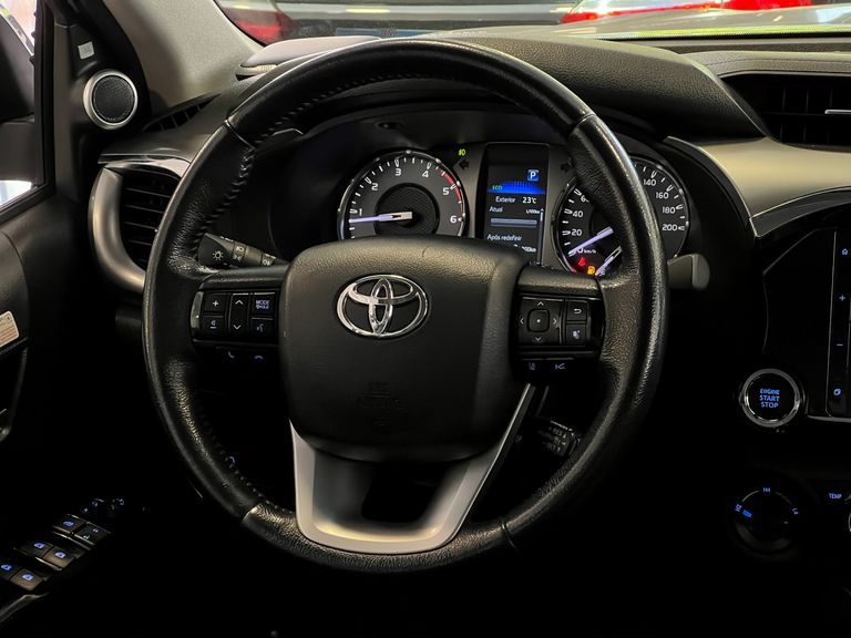Toyota Hilux CD SRX 4x4 2.8 TDI 16V Diesel Aut.