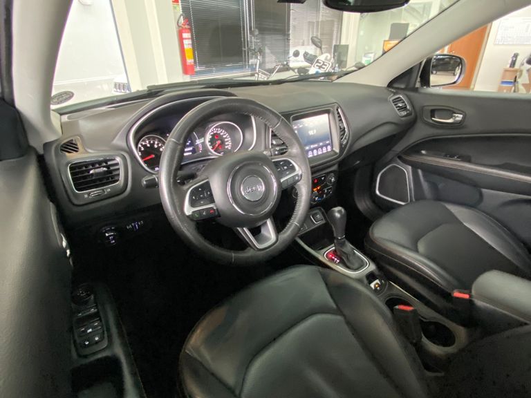 Jeep COMPASS LONGITUDE 2.0 4x2 Flex 16V Aut.