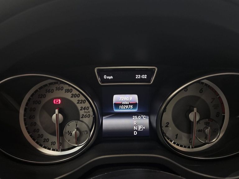 Mercedes GLA 200 Advance 1.6/1.6 TB 16V Flex Aut.