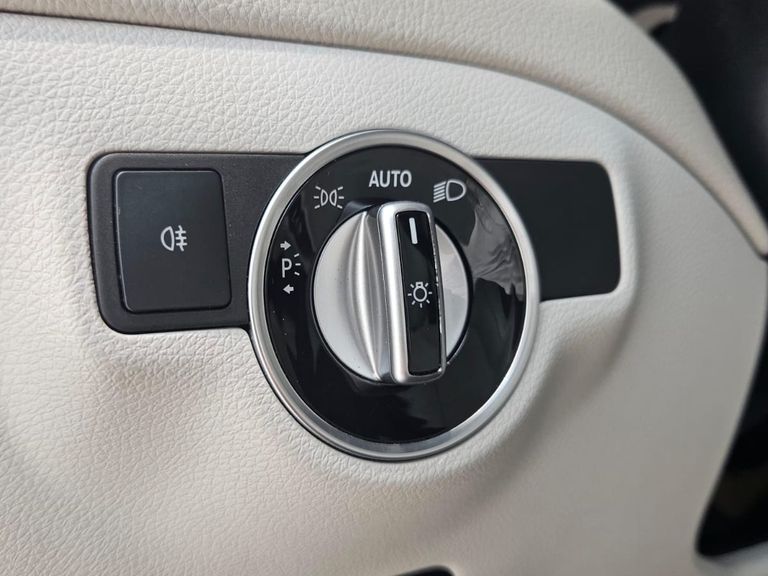 Mercedes GLA 200 Advance 1.6/1.6 TB 16V Flex Aut.