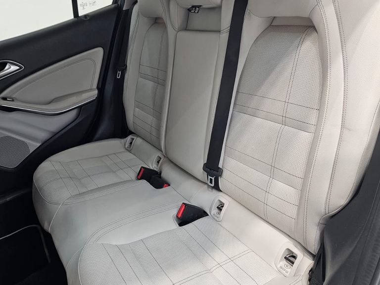 Mercedes GLA 200 Advance 1.6/1.6 TB 16V Flex Aut.