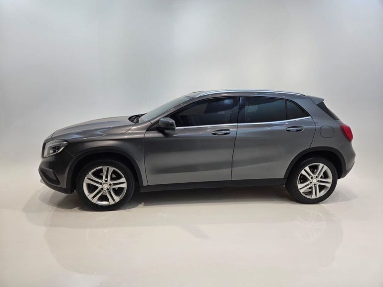 Mercedes GLA 200 Advance 1.6/1.6 TB 16V Flex Aut.