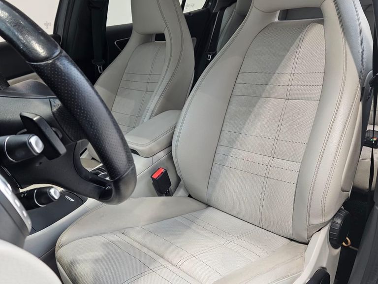 Mercedes GLA 200 Advance 1.6/1.6 TB 16V Flex Aut.