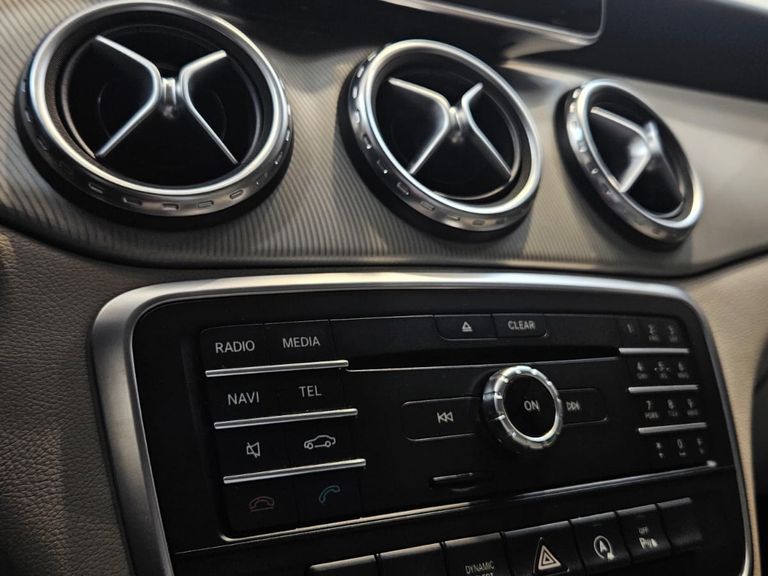 Mercedes GLA 200 Advance 1.6/1.6 TB 16V Flex Aut.