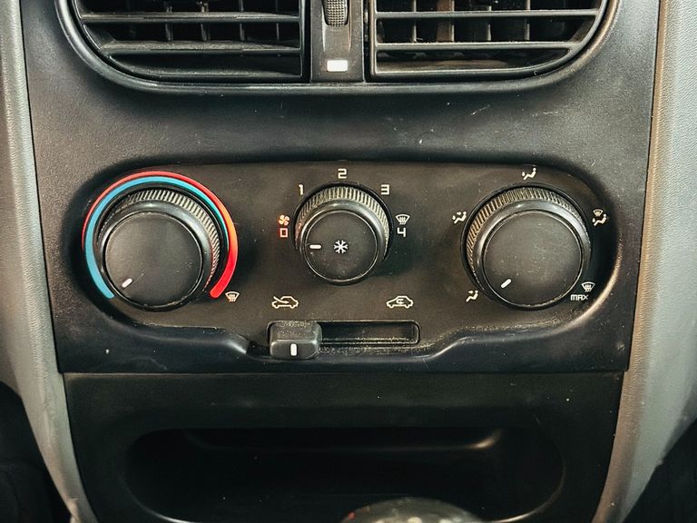 Fiat Strada Working HARD 1.4 Fire Flex 8V CS