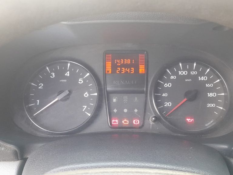 Renault Clio Hi-Flex 1.0 16V 3p