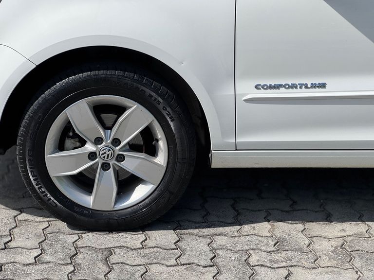 VolksWagen Fox Comfortline 1.6 Flex 8V 5p