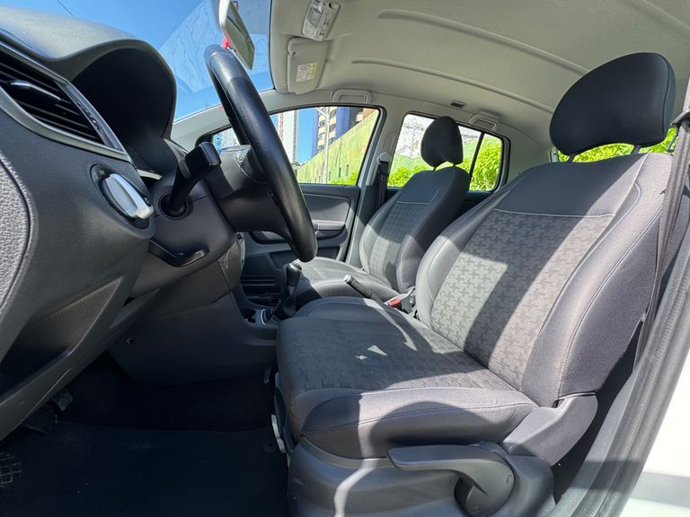 VolksWagen Fox Comfortline 1.6 Flex 8V 5p
