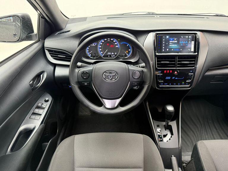 Toyota YARIS XL 1.5 Flex 16V 5p Aut.