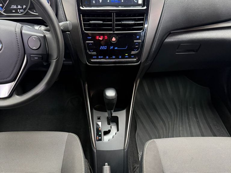 Toyota YARIS XL 1.5 Flex 16V 5p Aut.