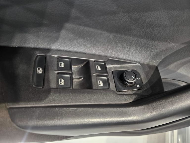 VolksWagen Polo 1.0 TSI Flex 12V 5p