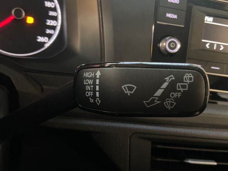 VolksWagen Polo Track 1.0 Flex 12V 5p