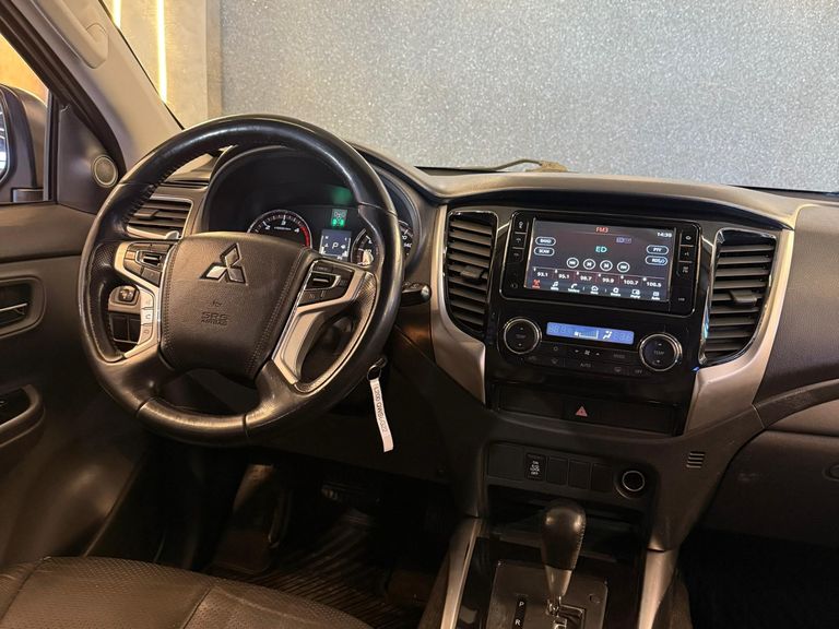 Mitsubishi L200 Triton Sport HPE 2.4 CD Diesel Aut.