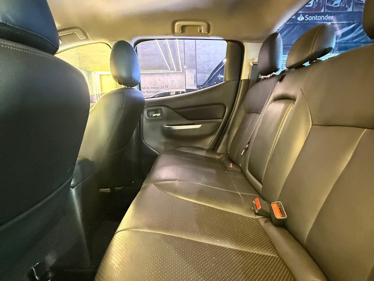 Mitsubishi L200 Triton Sport HPE 2.4 CD Diesel Aut.
