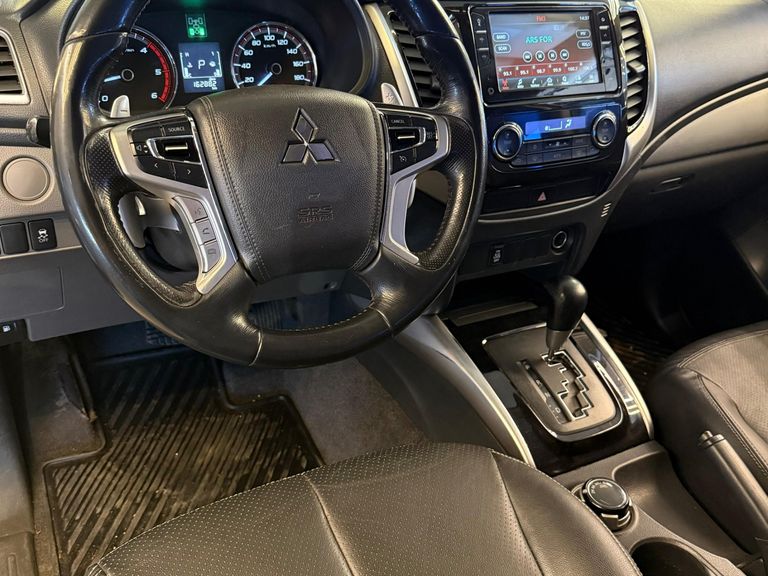 Mitsubishi L200 Triton Sport HPE 2.4 CD Diesel Aut.