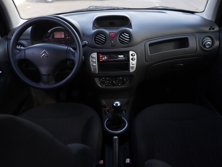 Citroën C3 GLX 1.4/ GLX Sonora 1.4 Flex 8V 5p