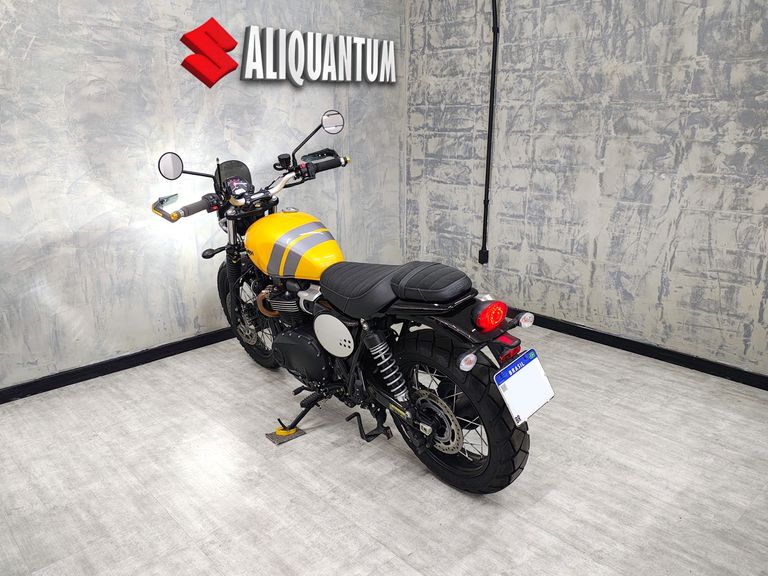 TRIUMPH SCRAMBLER 900cc