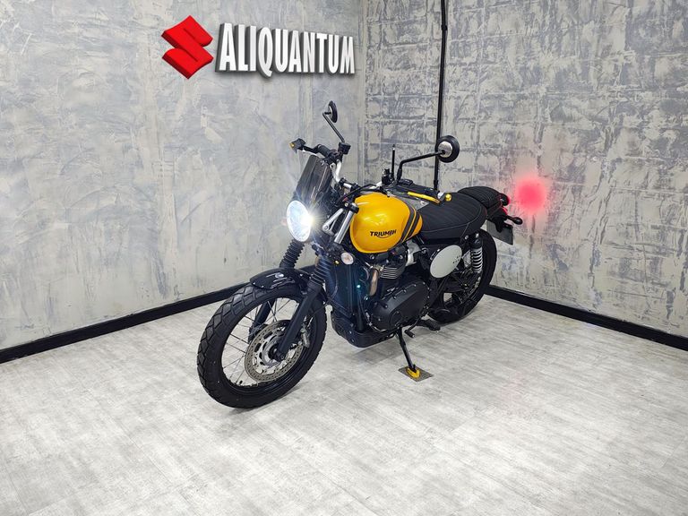 TRIUMPH SCRAMBLER 900cc