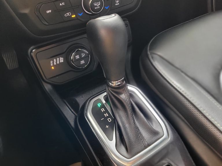 Jeep Renegade S T270 1.3 TB 4x4 Flex Aut.