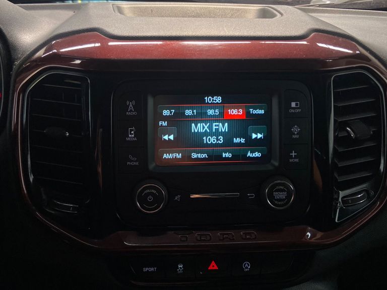 Fiat Toro Freedom 1.8 16V Flex Aut.