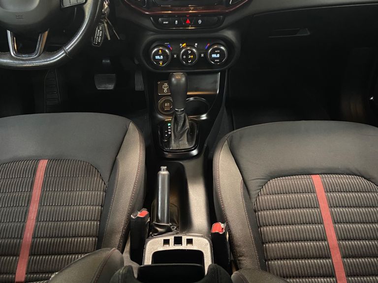 Fiat Toro Freedom 1.8 16V Flex Aut.