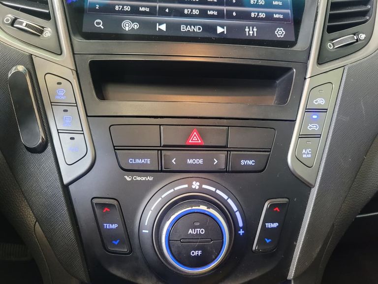 Hyundai Santa Fe/GLS 3.3 V6 4X4 Tiptronic