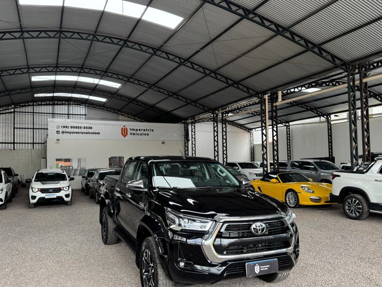 Toyota Hilux CD SRX Plus 4x4 2.8 TDI Die. Aut.