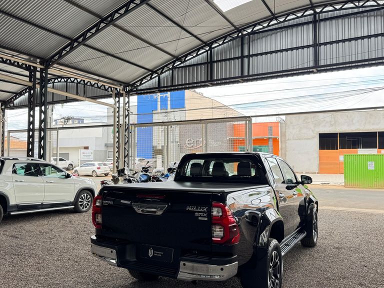 Toyota Hilux CD SRX Plus 4x4 2.8 TDI Die. Aut.