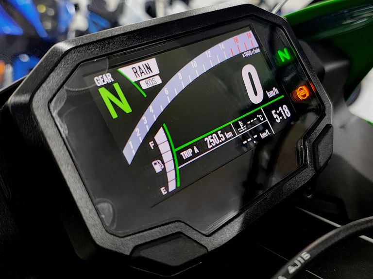 KAWASAKI NINJA ZX-6R 636cc