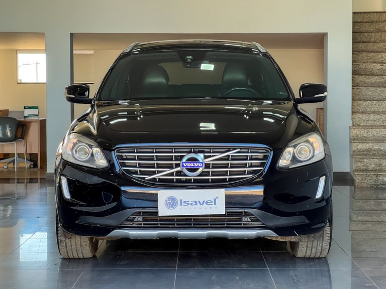 Volvo XC 60 D-5 MOMENTUM 2.4  AWD Diesel  5p