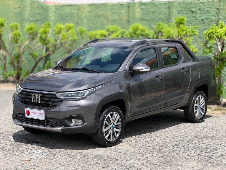 Fiat Strada Volcano 1.3 Flex 8V CD
