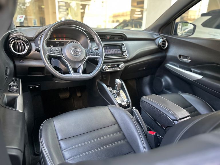 Nissan KICKS SL 1.6 16V FlexStar 5p Aut.