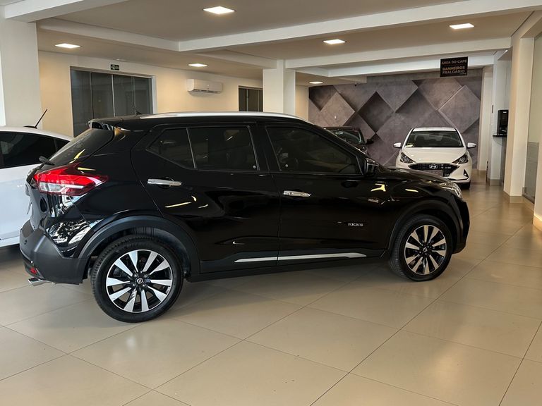 Nissan KICKS SL 1.6 16V FlexStar 5p Aut.