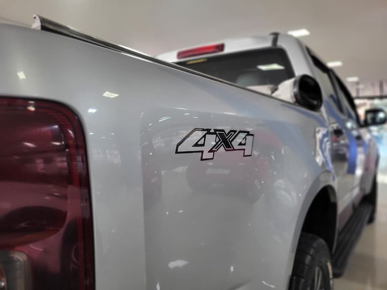 Chevrolet S10 Pick-Up LS 2.8 TDI 4x4 CD Dies. Mec.