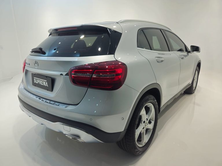 Mercedes GLA 200 Advance 1.6/1.6 TB 16V Flex Aut.