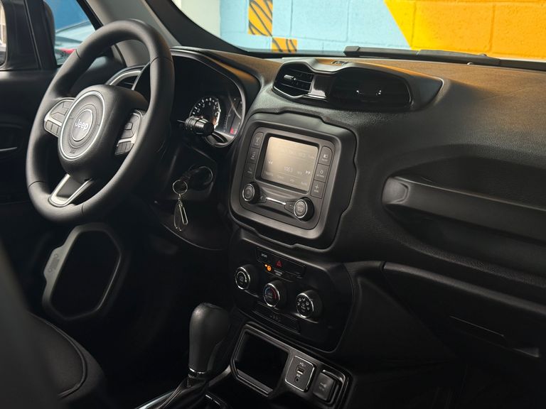 Jeep Renegade Sport 1.8 4x2 Flex 16V Aut.