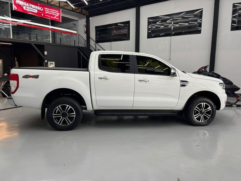 Ford Ranger XLT 3.2 20V 4x4 CD Diesel Aut.